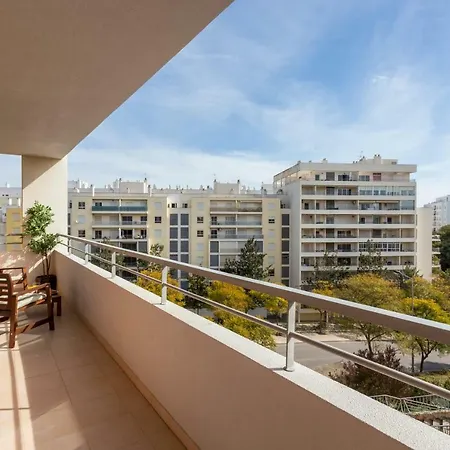 Water Green House - Rosa, Praia Da Rocha דירה פורטימאו